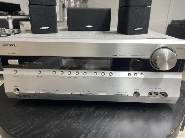 Bose Acoustimass 10 + Onkyo amp