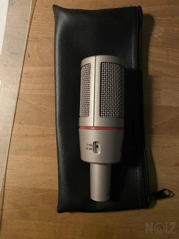 AKG C2000B