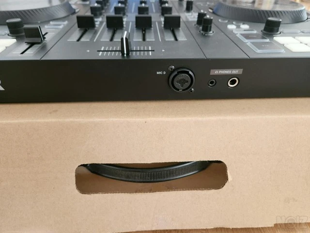 Native Instruments TRAKTOR KONTROL S3
