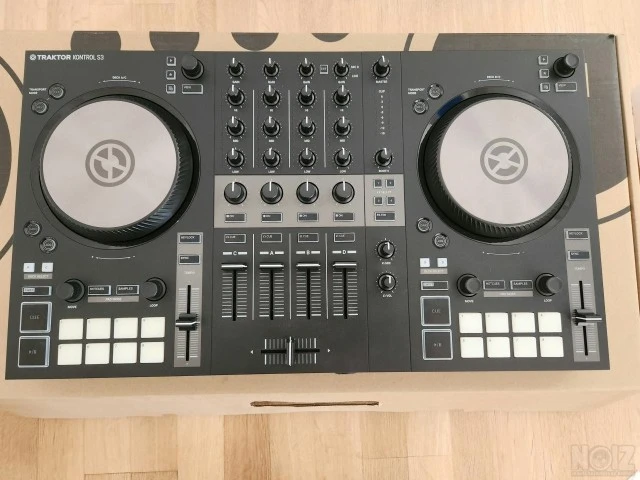 Native Instruments TRAKTOR KONTROL S3