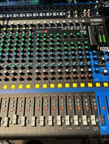 Αναλογικός μίξερ 20 καναλιών Yamaha MG20