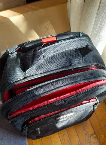 Magma trolley bag