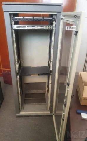 Επαγγελματικο Rack επιδαπέδιο 47U