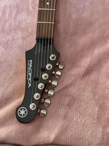 Yamaha Pacifica 611HFM