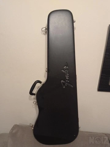 Fender Stratocaster Left-handed+ case