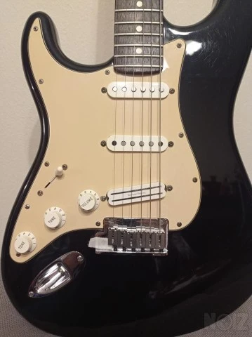 Fender Stratocaster Left-handed+ case