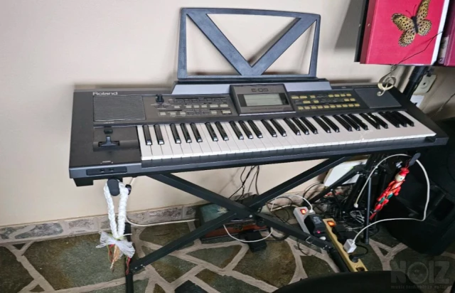 Roland E-09 Αρμόνιο 61 Πλήκτρων