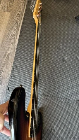 Squier Jazz Vintage Modified Αταστο 4χορ