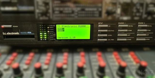 TC Electronic M2000 Multi-Effect Unit