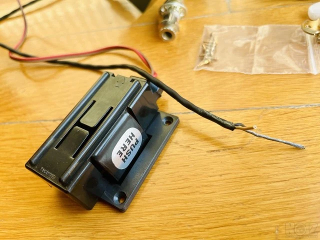 Parts από Takamine ec132sc του 1986.