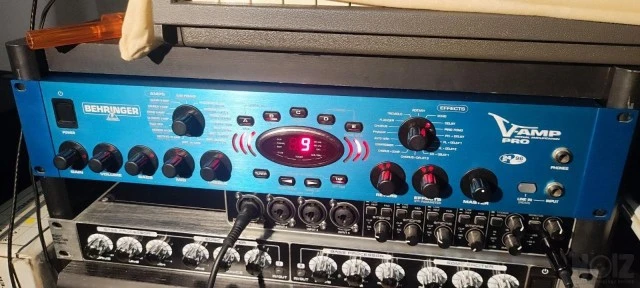 Behringer V-Amp Pro