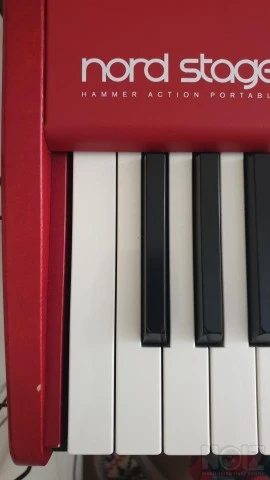 Nord Stage 3 76 Hammer Action
