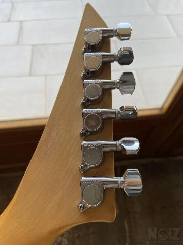 Jackson JS20 Dinky με DiMarzio DP159 bri