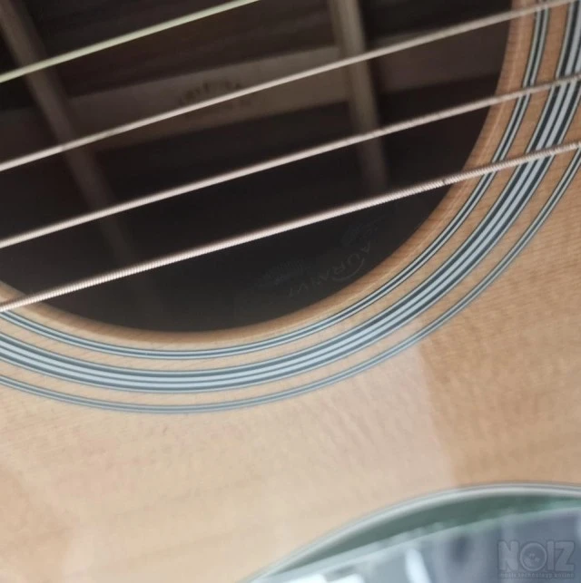 Martin OMC-35e