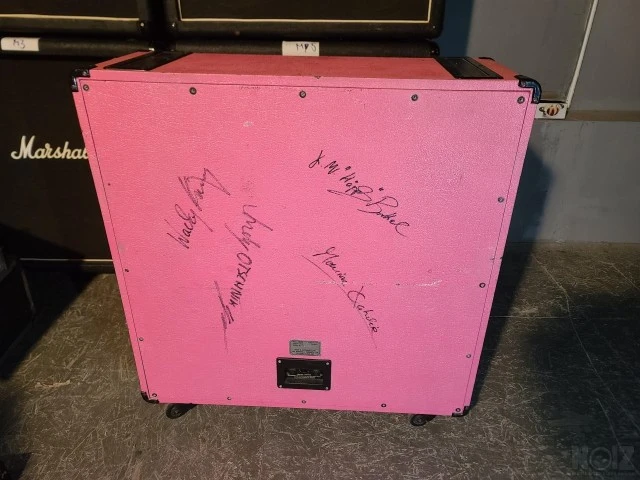 Marshall 4x12 Rola Celestion G12 65 Pink