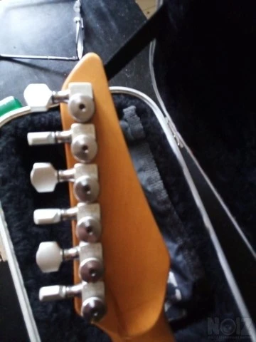 Carvin DC127T αριστεροχειρο