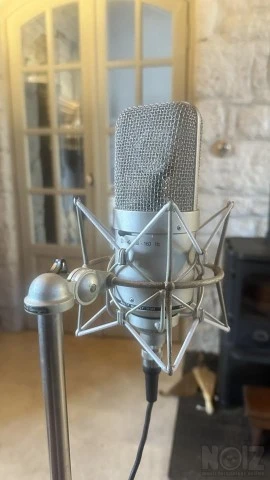 Neumann m149 - μικρόφωνο με λυχνία