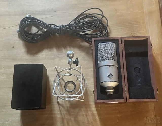 Neumann m149 - μικρόφωνο με λυχνία