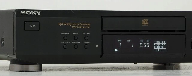 CD  Player  Sony   CDP - XE 520
