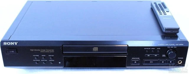 CD  Player  Sony   CDP - XE 520