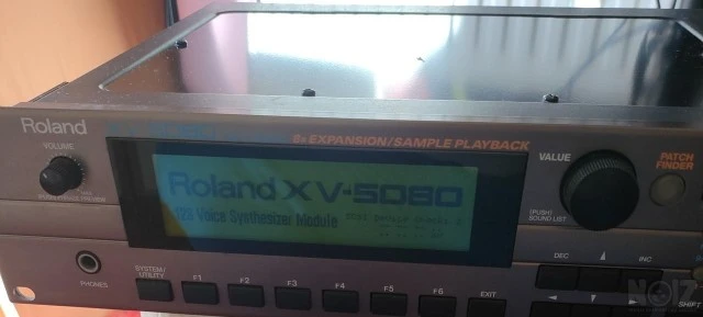 Roland XV-5080 rack