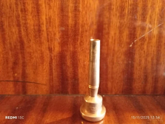 Bruno Tilz  65-21 trumpet mouthpiece