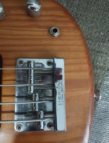 Warwick Streamer Std & Peavey Combo 300