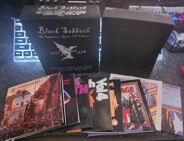 Black Sabbath - The complete 70's Replic
