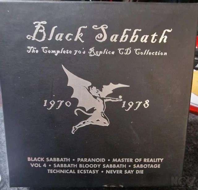 Black Sabbath - The complete 70's Replic