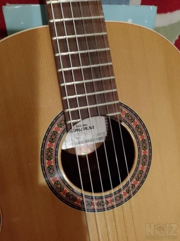 Almansa Classic Guitar