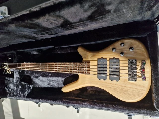 Warwick Rockbass Corvette $$ 5χορδο + θή