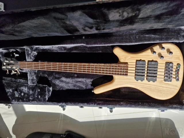 Warwick Rockbass Corvette $$ 5χορδο + θή