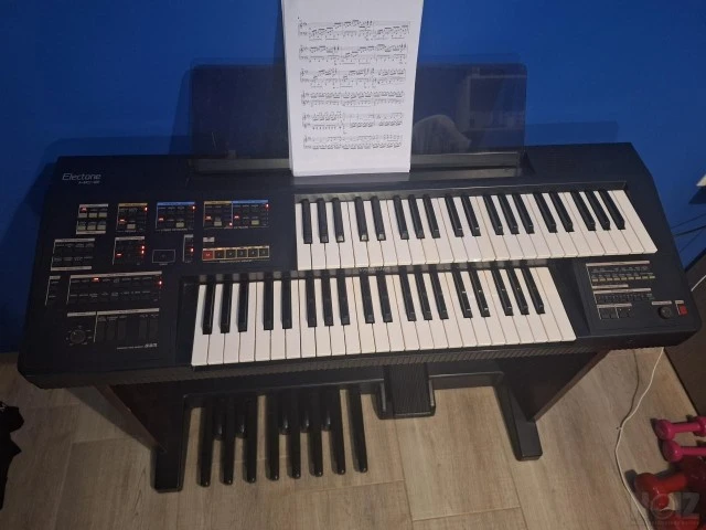 Yamaha Electone Hc2