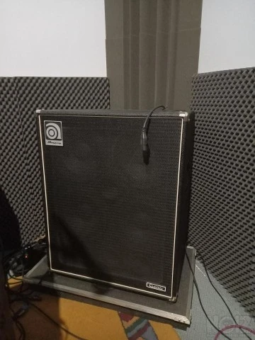 Ampeq SVT 4x10 classic bass cabin