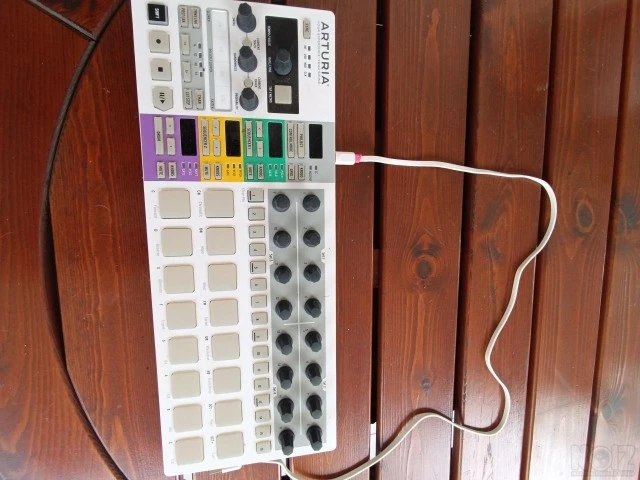 Arturia Beatstep Pro