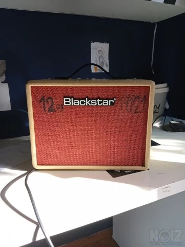 Blackstar debut 15e
