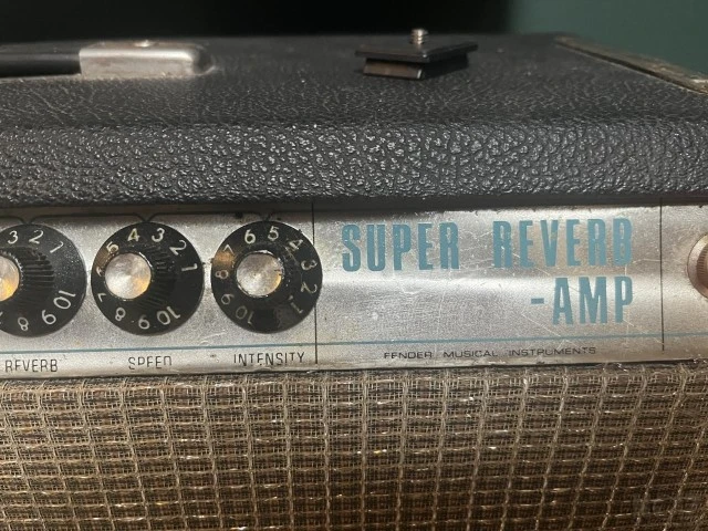 1967 Fender Super Reverb Drip Edge Black