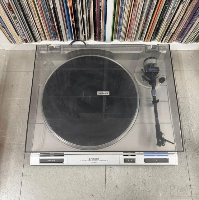 Πικάπ  Pioneer   PL - 340 + Stanton  500