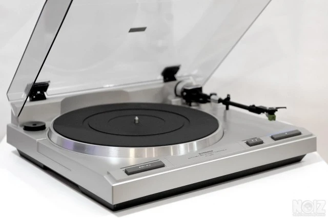 Πικάπ  Pioneer   PL - 340 + Stanton  500