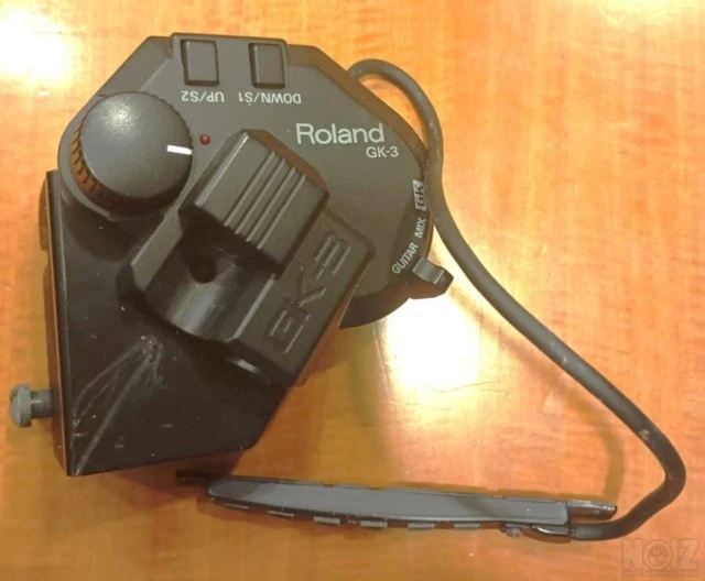 ROLAND  GR-20 μαζί με GK μαγνήτες