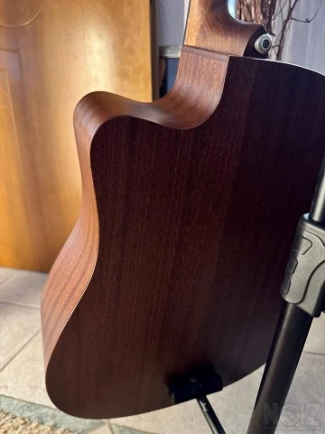 Electroacoustic Sigma DMC 15E