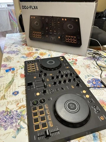 DDJ-FLX4 Pioneer