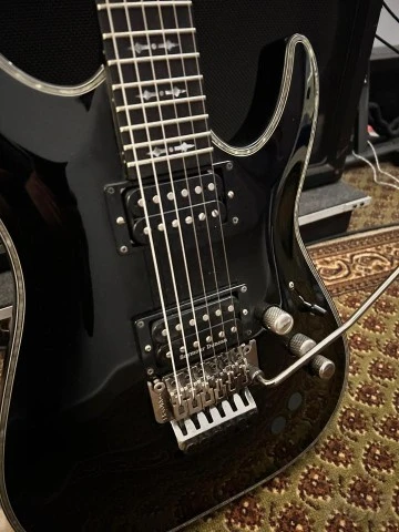 Schecter Hellraiser C-1 FR 2018 - Black