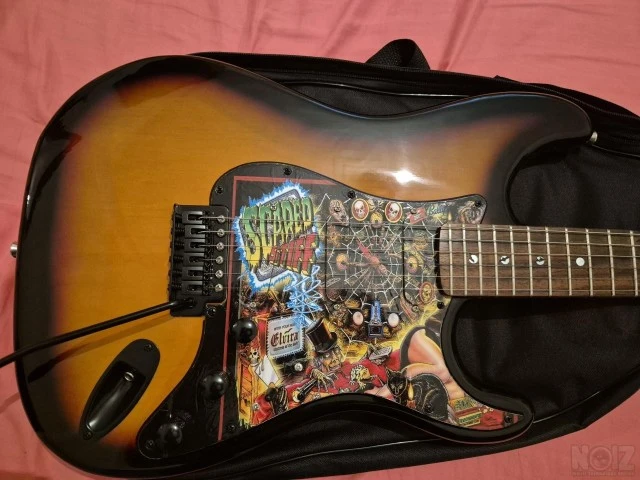 Squier stratocaster sunburst
