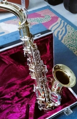 Σαξόφωνο B&H 400 Alto με θήκη