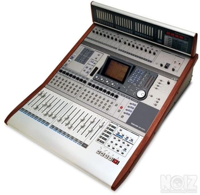 Tascam DM-3200 + Lynx AES16