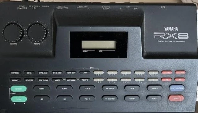 Yamaha RX8 - Vintage Drum Machine