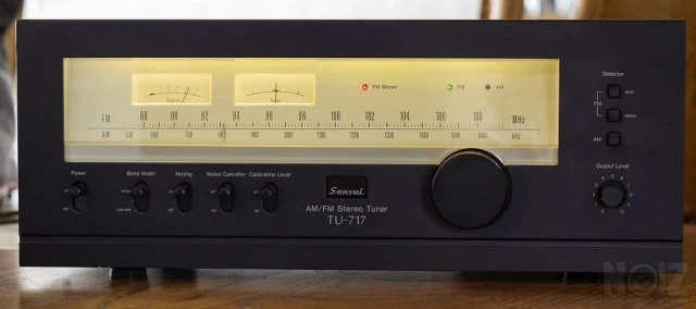 Δέκτης Sansui TU - 717