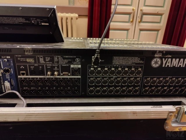 Yamaha M7CL