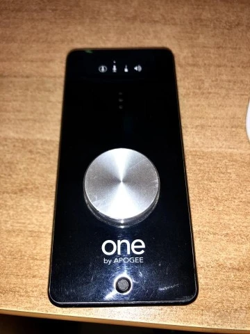 Apogee One
